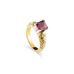 14K Yellow Gold Ring with Rhodolite garnet Montreal jewellery designer Bijouterie Élysée, Montreal CANADA 14K Yellow Gold Ring with Rhodolite garnet Montreal jewellery designer Bijouterie Élysée, Montreal CANADA