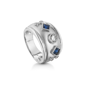 14K White gold, diamonds and sapphire ring. Blue sapphire ring montreal jewellery designer www.elysee.ca 14K White gold, diamonds and sapphire ring. Blue sapphire ring montreal jewellery designer www.elysee.ca