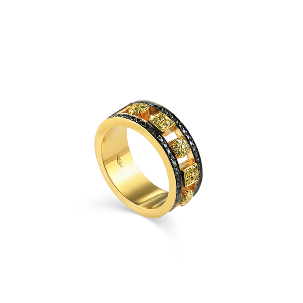 18K Yellow Gold Band set with Black and White Diamonds, Exclusive Designer Rings from Montreal Jewellery designer Bijouterie Élysée